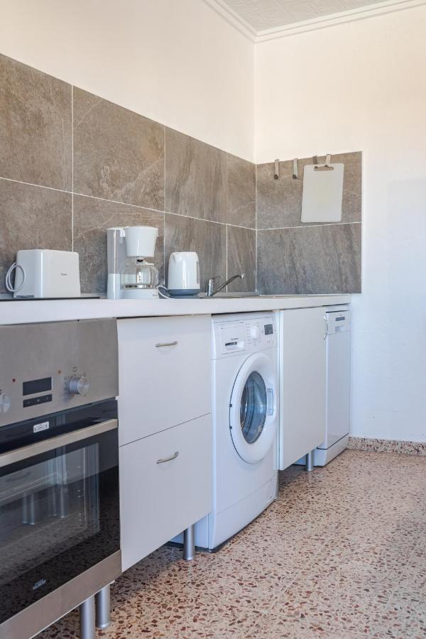 Town Center Apartment El Perelló Eksteriør billede